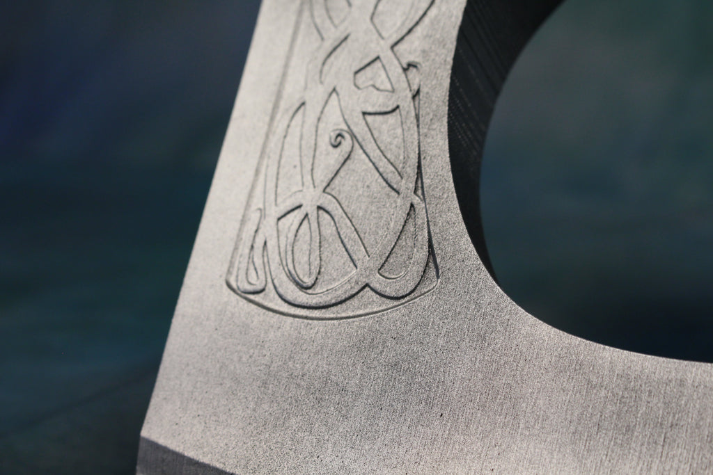 Eivor's Axe Assassin's Creed Valhalla 1:1 Cosplay Item